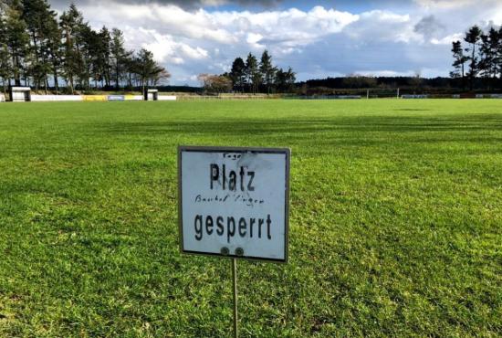 Rasenplätze im Sportzentrum und Waldstadion bis einschließlich 14.03.2023 gesperrt!